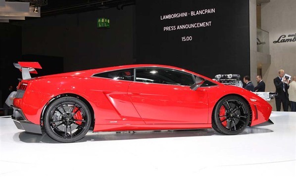 Click image for larger version

Name:	Lamborghini Gallardo Super Trofeo.jpg
Views:	1
Size:	42.3 KB
ID:	1294014