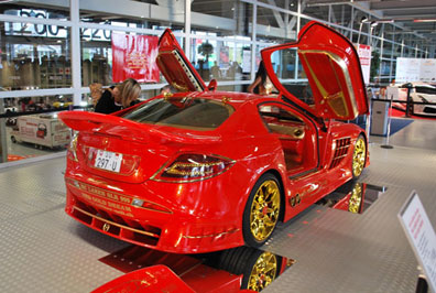 Click image for larger version

Name:	Mercedes_gold_05.jpg
Views:	1
Size:	44.1 KB
ID:	1358134