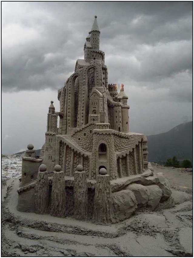 Click image for larger version

Name:	Sand-Sculptures-12.jpg
Views:	1
Size:	58.1 KB
ID:	1303861