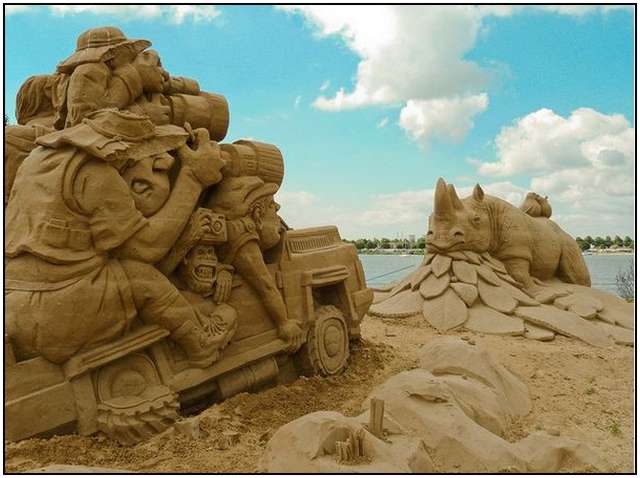 Click image for larger version

Name:	Sand-Sculptures-14.jpg
Views:	1
Size:	43.6 KB
ID:	1303862