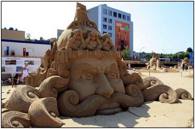 Click image for larger version

Name:	Sand-Sculptures-15.jpg
Views:	1
Size:	41.6 KB
ID:	1303863
