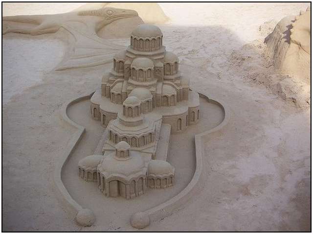 Click image for larger version

Name:	Sand-Sculptures-16.jpg
Views:	1
Size:	31.0 KB
ID:	1303864