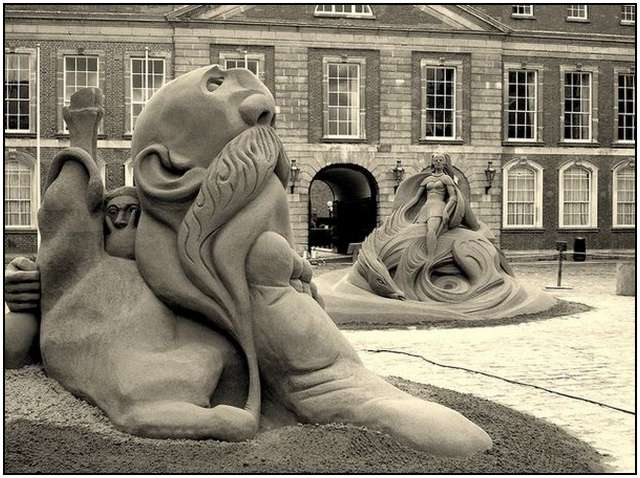 Click image for larger version

Name:	Sand-Sculptures-22.jpg
Views:	1
Size:	63.0 KB
ID:	1303873